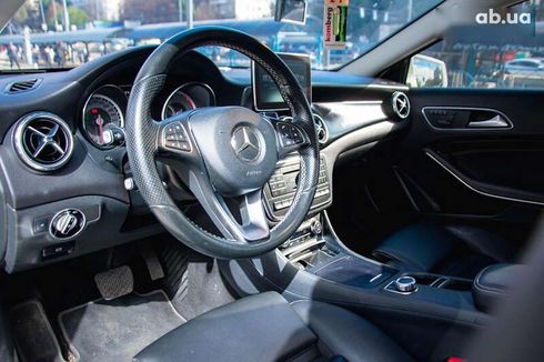 Mercedes-Benz GLA-Класс 2015 - фото 24