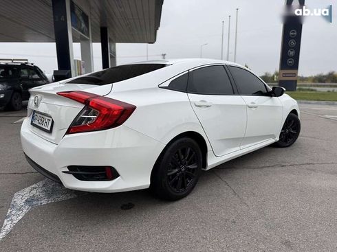 Honda Civic 2017 - фото 7