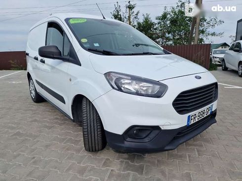 Ford Transit Courier 2020 - фото 8