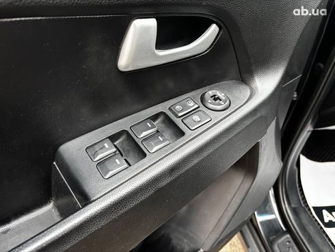 Kia Sportage 2012 черный - фото 55