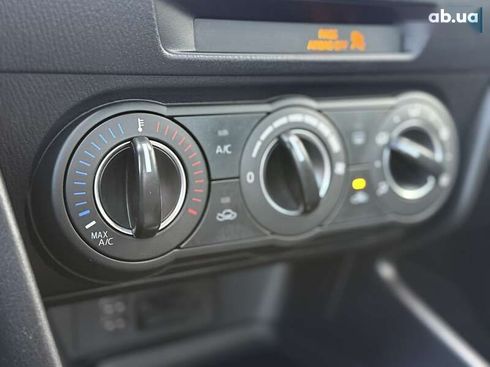 Mazda 3 2017 - фото 25