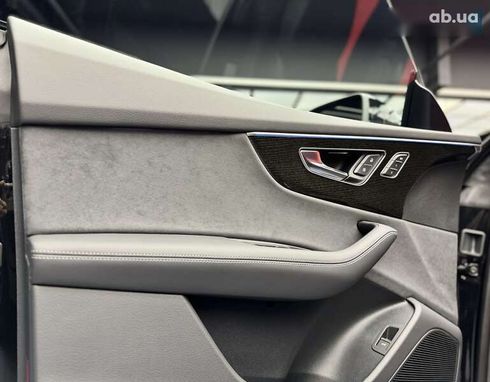 Audi Q8 2025 - фото 4