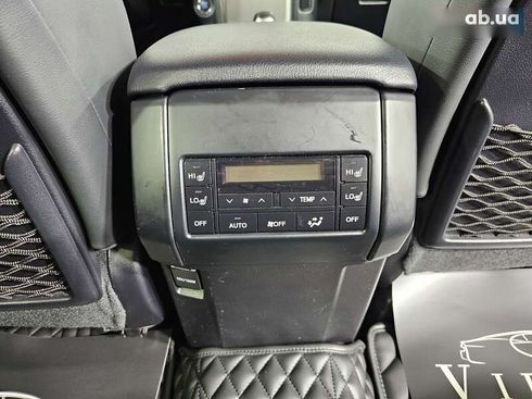 Toyota Land Cruiser Prado 2020 - фото 17