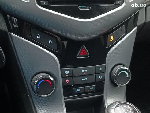 Chevrolet Cruze 2010 серый - фото 24