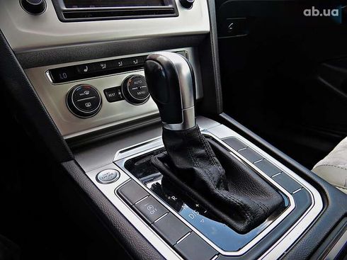 Volkswagen Passat 2015 - фото 11
