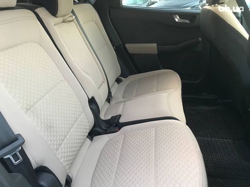 Ford Escape 2019 белый - фото 9