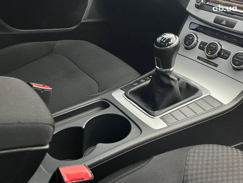 Volkswagen passat b7 2013 серый - фото 27