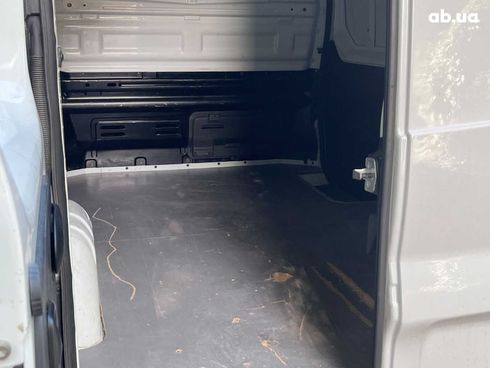 Renault Trafic 2018 белый - фото 16