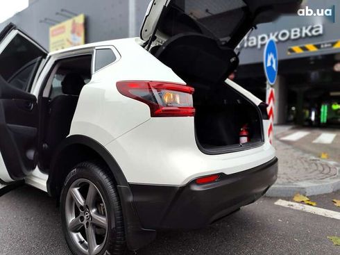 Nissan Qashqai 2019 - фото 15