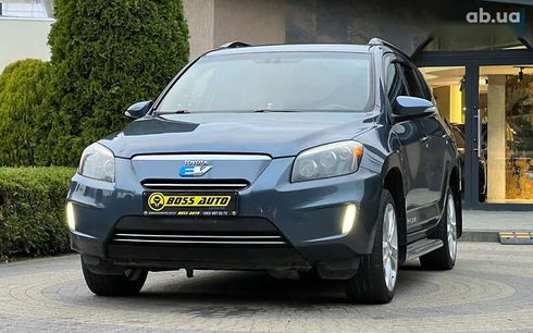 Toyota RAV4 2013 - фото 3