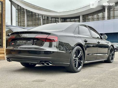 Audi S8 2015 - фото 12