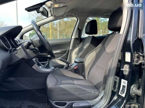 Peugeot 308 2011 - фото 29