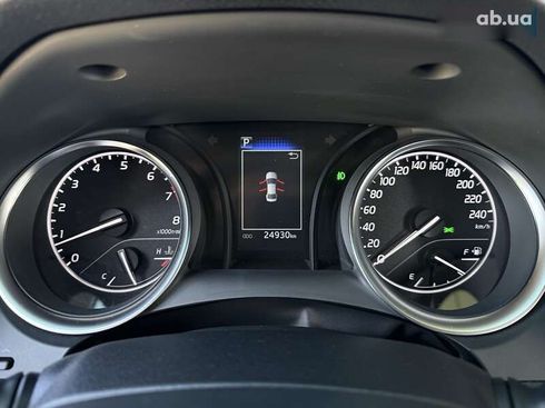 Toyota Camry 2022 - фото 23