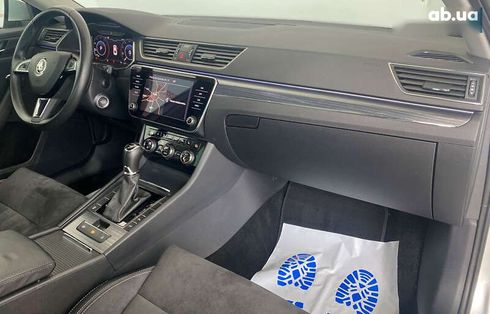 Skoda Superb 2020 - фото 18