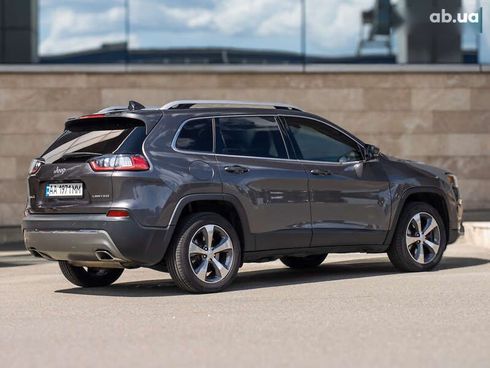 Jeep Cherokee 2018 - фото 2