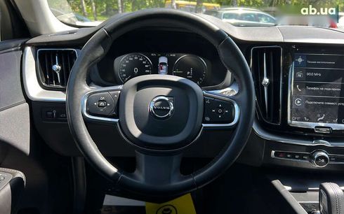 Volvo XC60 2020 - фото 12