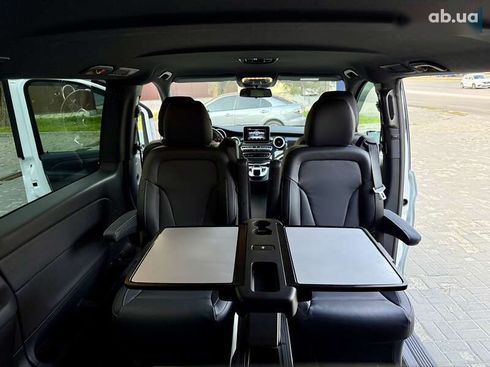 Mercedes-Benz V-Класс 2016 - фото 30