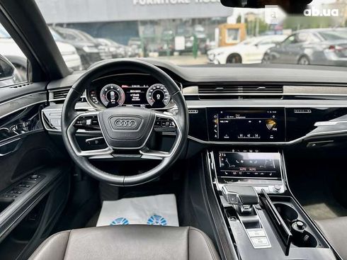 Audi A8 2020 - фото 14