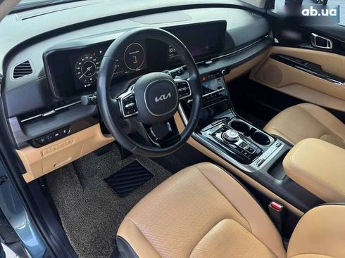 Kia Carnival 2021 - фото 22