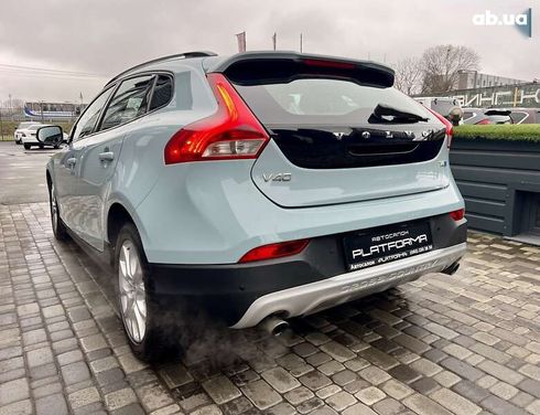 Volvo V40 Cross Country 2016 - фото 7