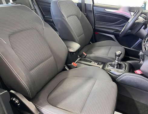 Ford Focus 2018 - фото 20