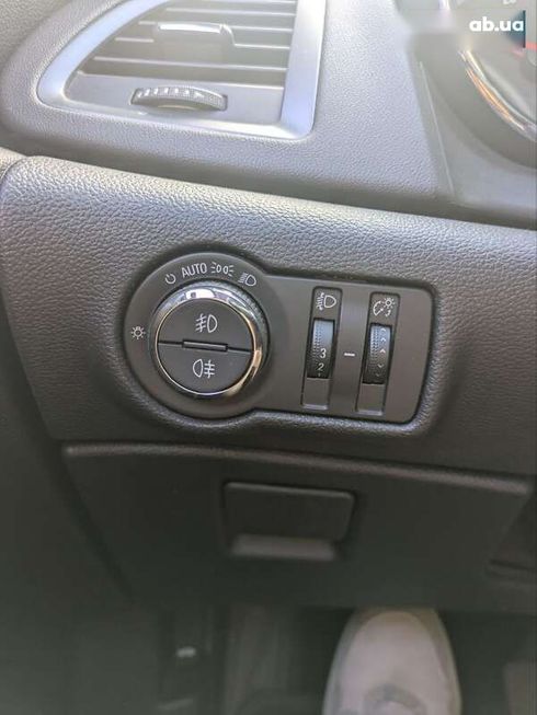 Opel Astra 2014 - фото 19