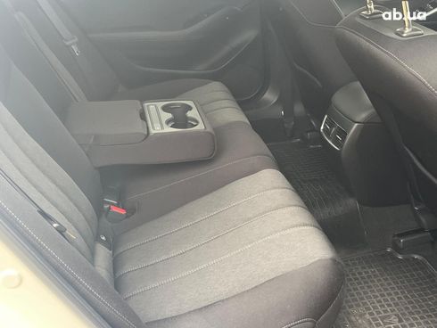 Mazda 6 2022 белый - фото 27