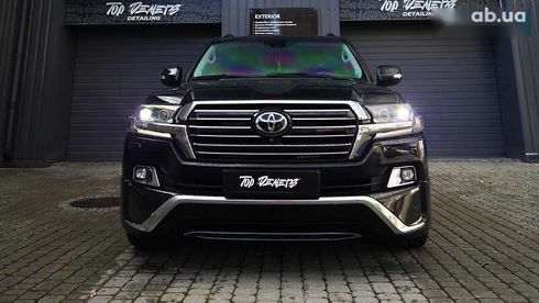 Toyota Land Cruiser 2017 - фото 6