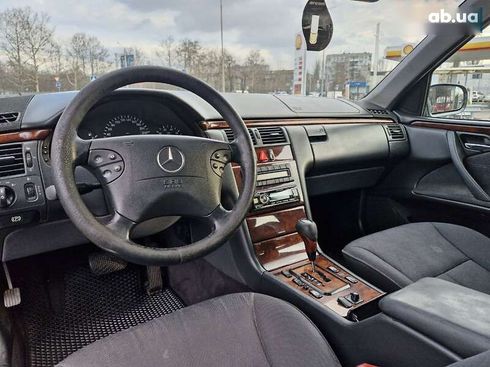 Mercedes-Benz E-Класс 2000 - фото 21