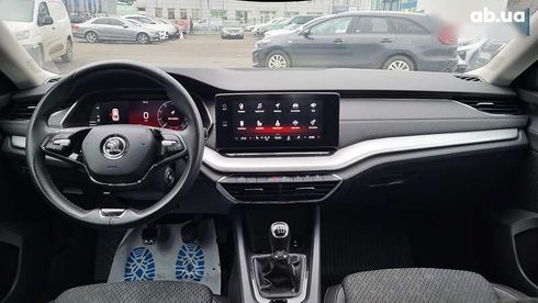 Skoda Octavia 2021 - фото 27