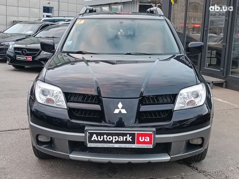 Mitsubishi Outlander 2005 черный - фото 2