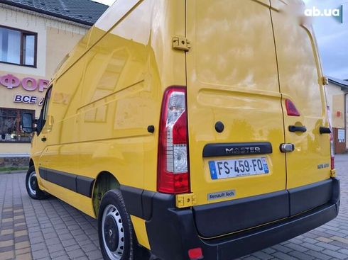 Renault Master 2020 - фото 15