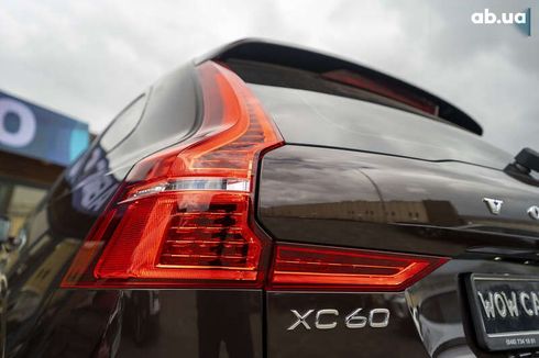 Volvo XC60 2018 - фото 18