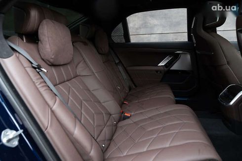 BMW 7 серия 2023 - фото 28