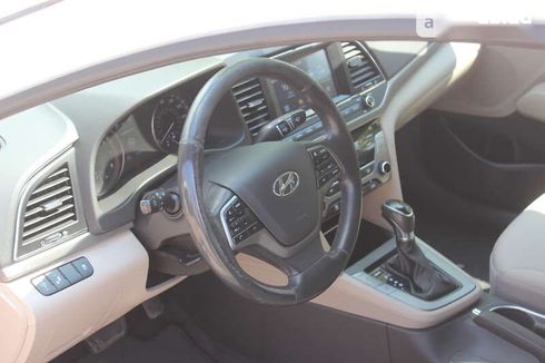 Hyundai Elantra 2016 - фото 13