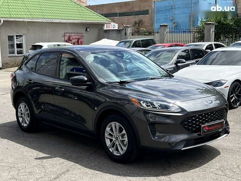 Ford Escape 2020 - фото 3
