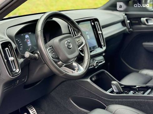 Volvo XC40 2020 - фото 23