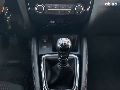 Nissan Qashqai 2020 - фото 18