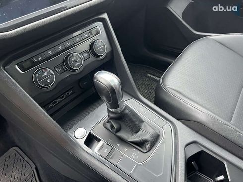 Volkswagen Tiguan 2018 - фото 18