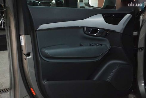 Volvo XC90 2020 - фото 17