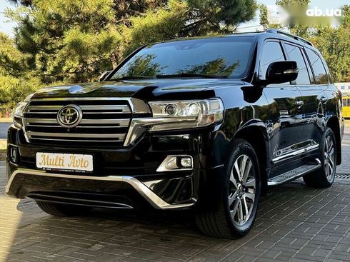 Toyota Land Cruiser 2015 - фото 4