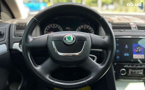 Skoda Octavia 2011 - фото 17