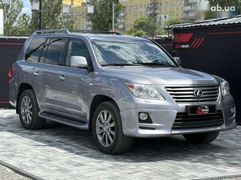 Lexus LX 2010 - фото 3