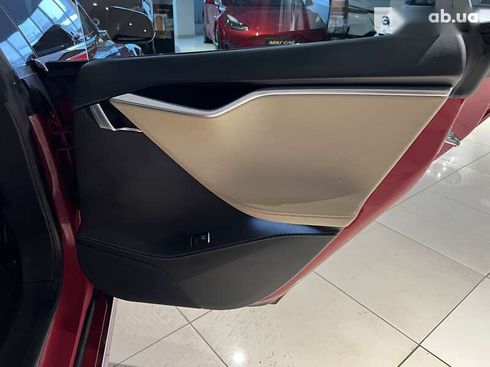 Tesla Model S 2016 - фото 21