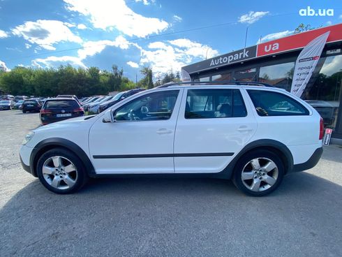 Skoda octavia a5 combi scout 2010 белый - фото 12