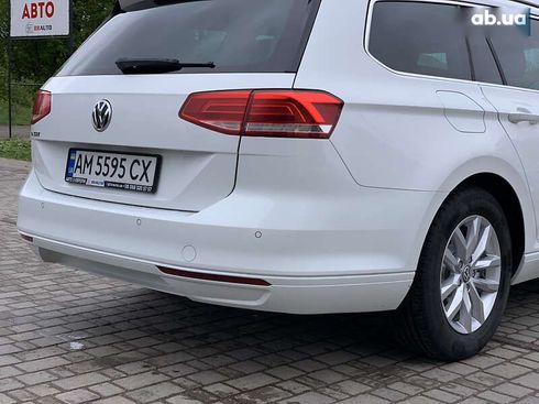 Volkswagen Passat 2017 - фото 22
