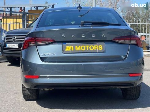Skoda Octavia 2021 - фото 17