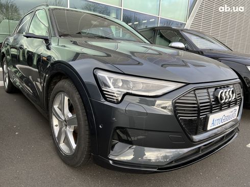 Audi E-Tron 2022 - фото 12