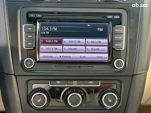 Volkswagen Jetta 2013 бежевый - фото 22