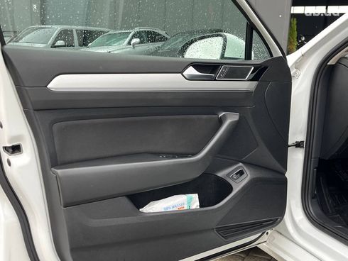 Volkswagen passat b8 2016 белый - фото 48